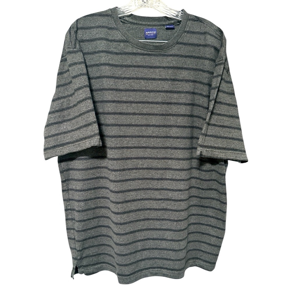 Arrow Gray Short Sleeve Tee with Stripes